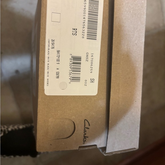 Clarks - Picture 1 of 2